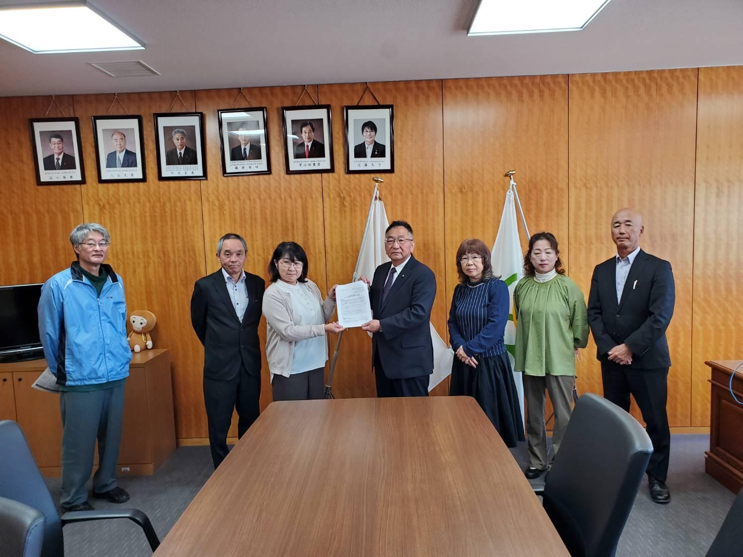 国民大運動広島県実行委員会陳情202411.jpg