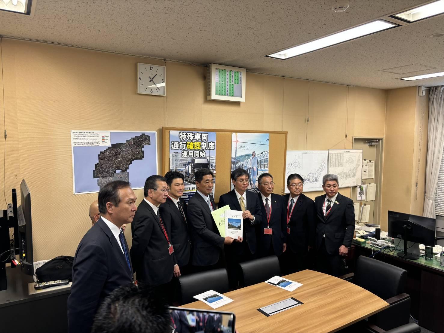 フライトロード中央提案活動2024-1.jpg