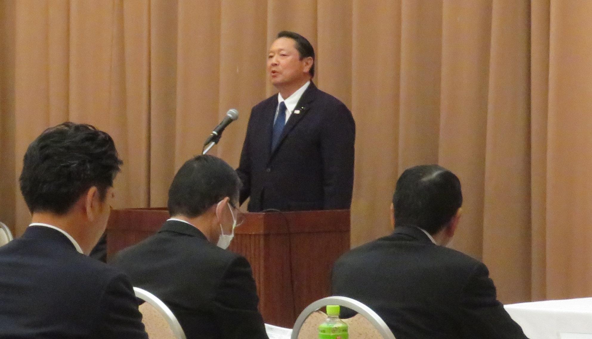 下森会長挨拶_1.jpg