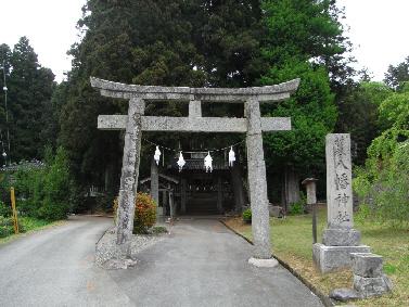 中野八幡神社の石鳥居 中野八幡神社の石鳥居