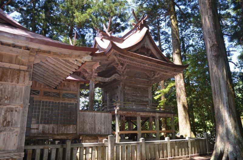 多加意加美神社本殿