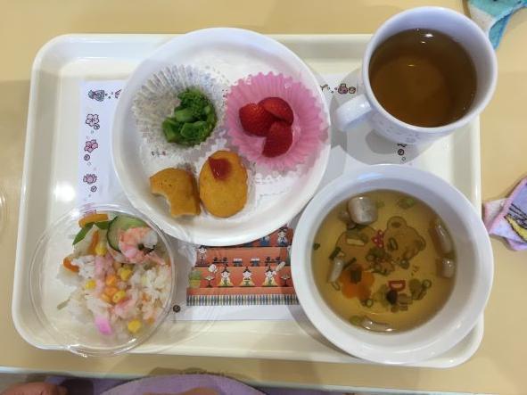 3月ひな祭り給食コピー.JPG