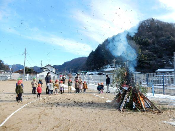 1月とんど祭りコピー.JPG