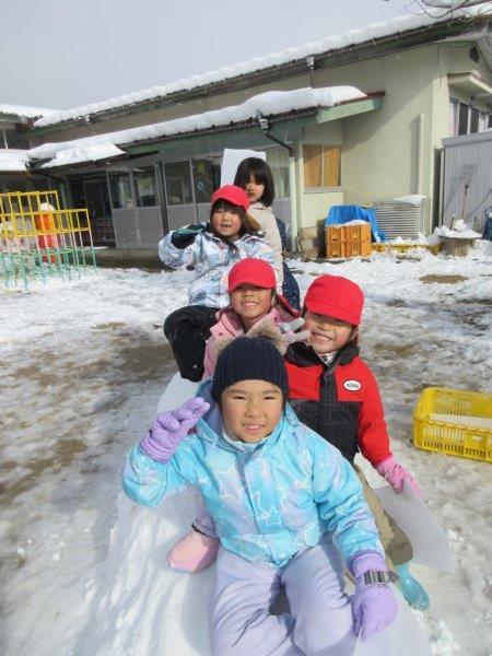 8枚目 雪遊び.jpg