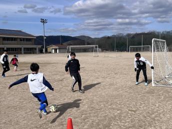 サッカー3